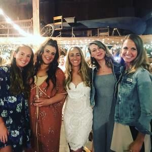 Meet your Posher, Alexandra